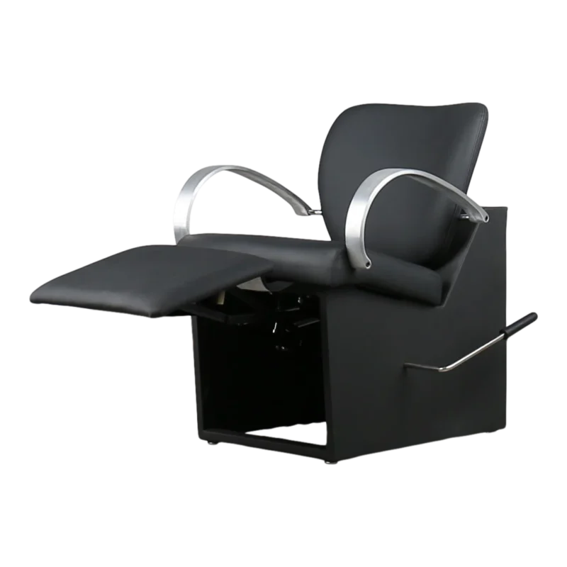 Amilie Shampoo Chair with legrest